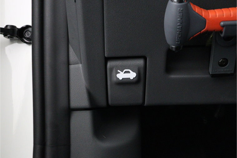 Vehicle Image 48