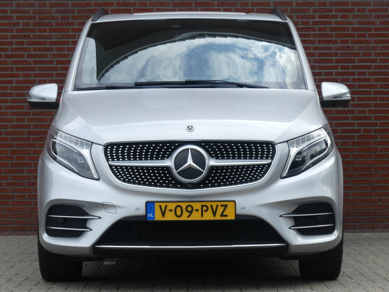 Vehicle Image 28