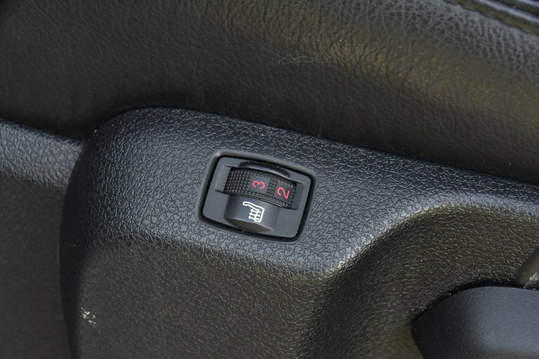 Vehicle Image 26