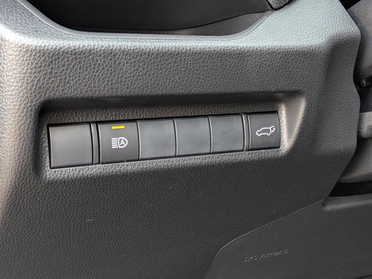 Vehicle Image 24
