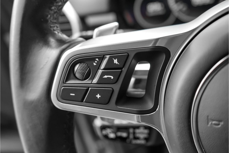 Vehicle Image 40