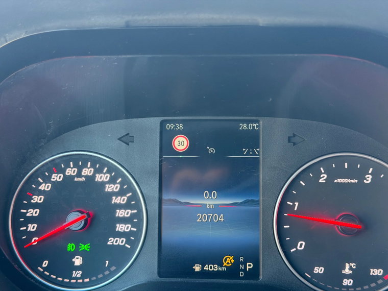 Vehicle Image 15