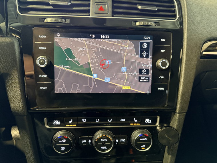 Vehicle Image 22