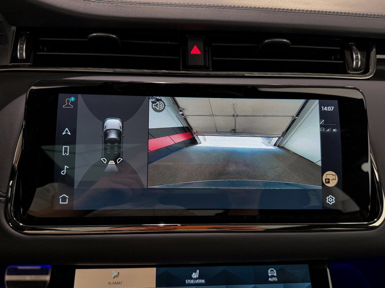 Vehicle Image 37