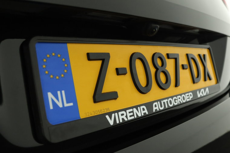 Vehicle Image 42