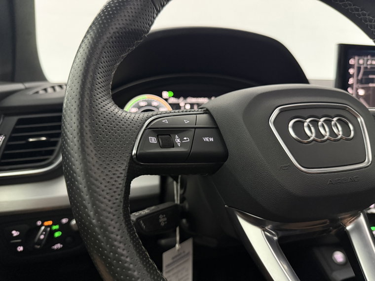 Vehicle Image 27
