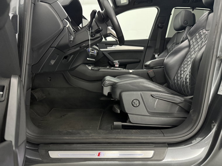 Vehicle Image 39