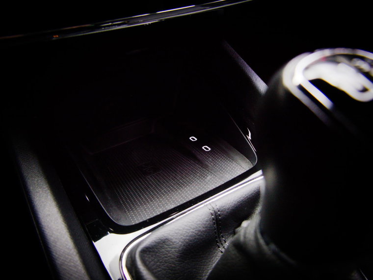 Vehicle Image 46