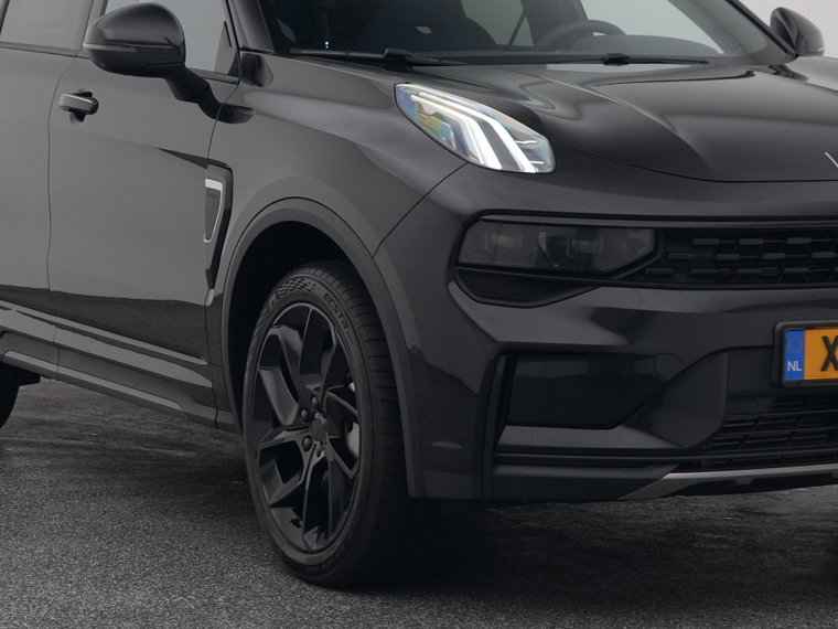 Vehicle Image 17