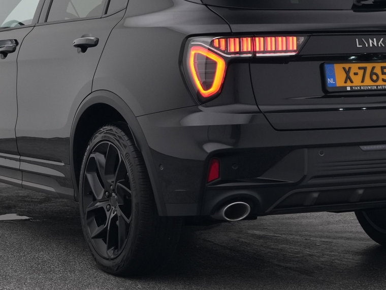 Vehicle Image 18