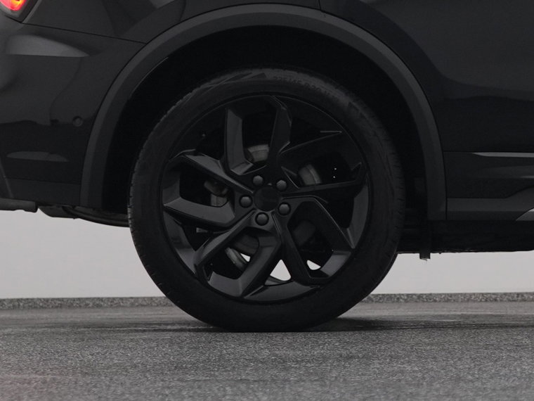 Vehicle Image 41