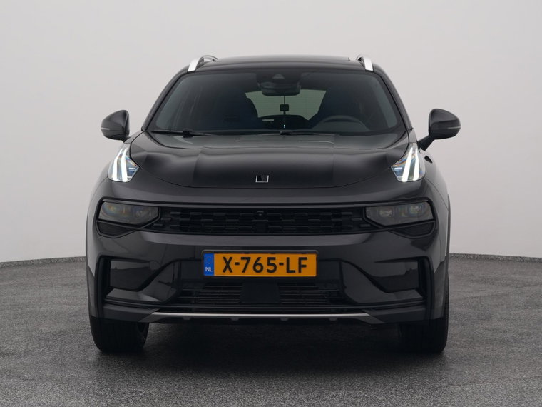 Vehicle Image 9