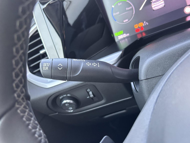 Vehicle Image 28