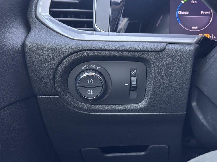 Vehicle Image 34