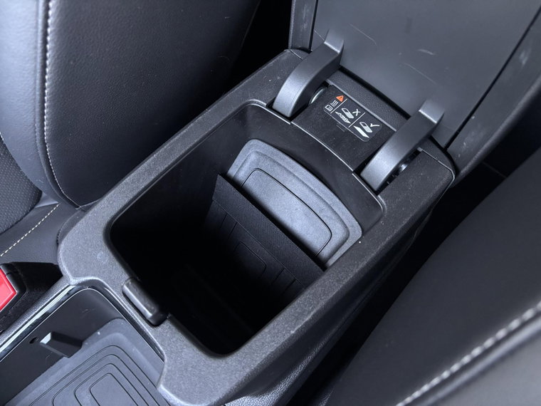 Vehicle Image 40