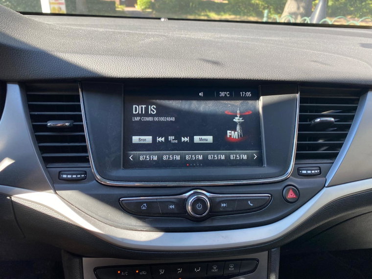 Vehicle Image 19