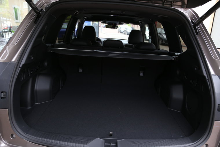 Vehicle Image 22