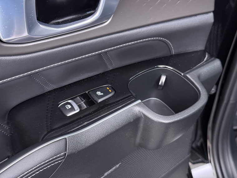Vehicle Image 39