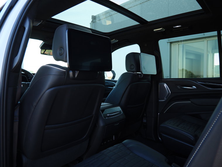 Vehicle Image 36