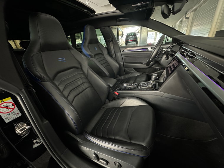 Vehicle Image 33