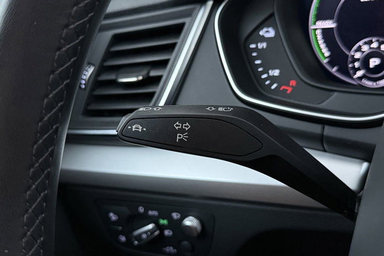 Vehicle Image 36