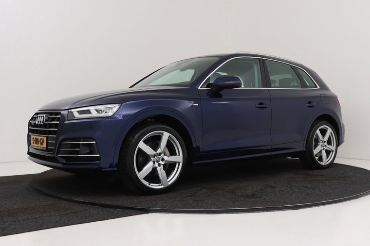 Vehicle Image 6