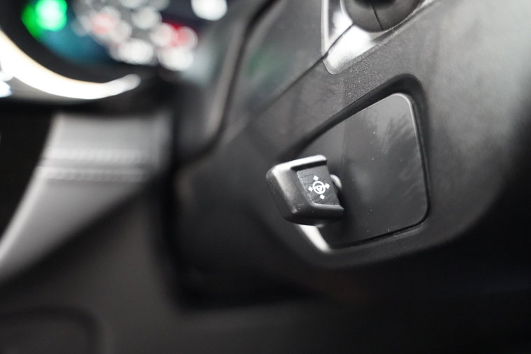 Vehicle Image 36