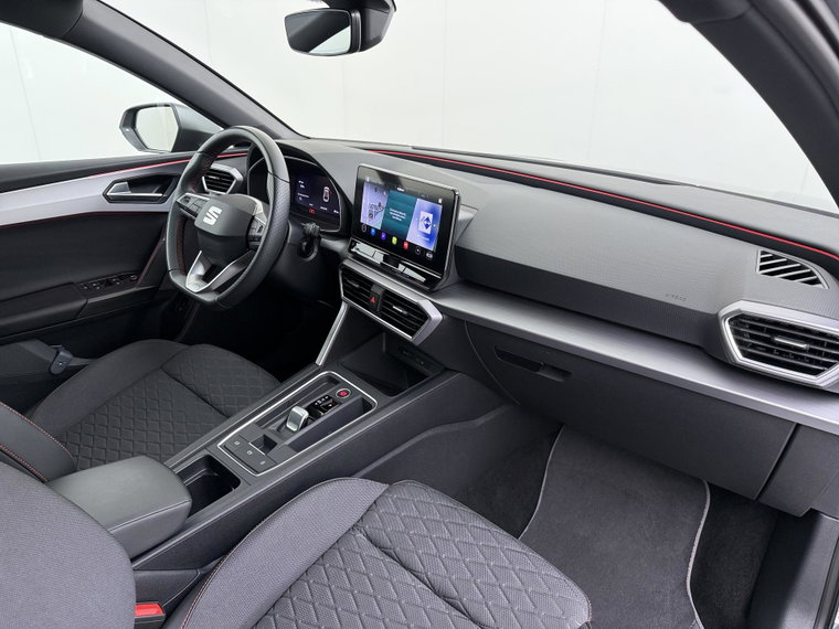Vehicle Image 40