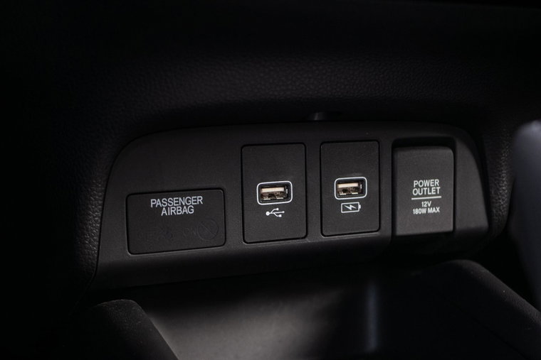Vehicle Image 22
