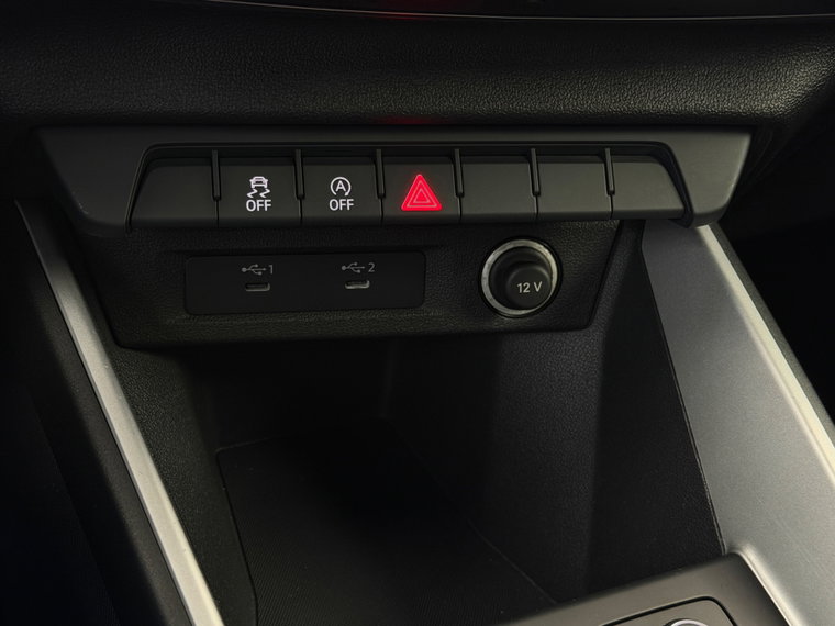 Vehicle Image 27