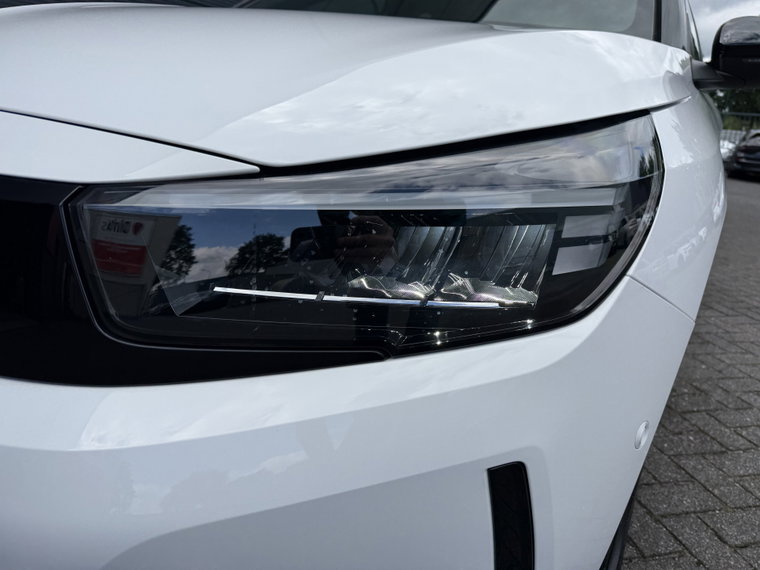 Vehicle Image 35