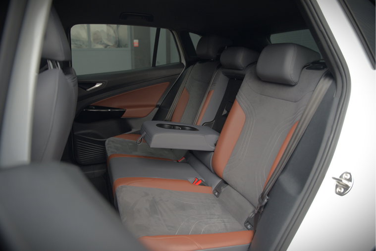 Vehicle Image 53