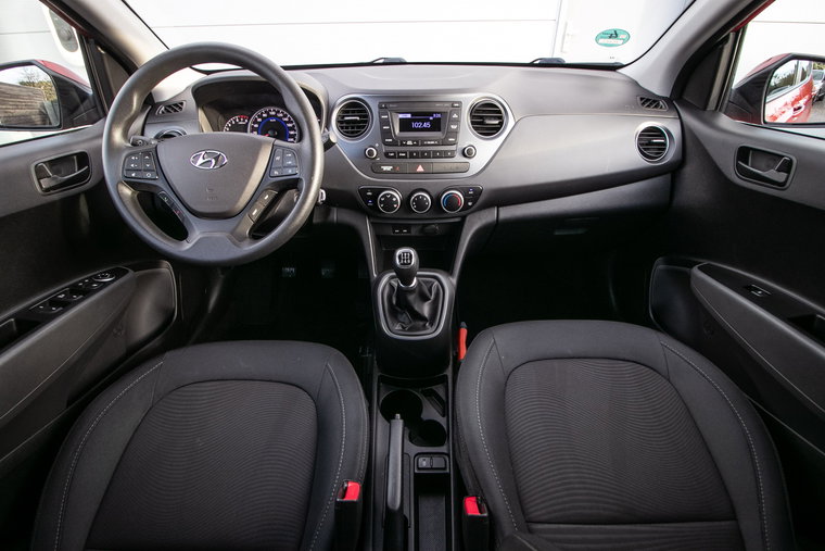 Vehicle Image 13