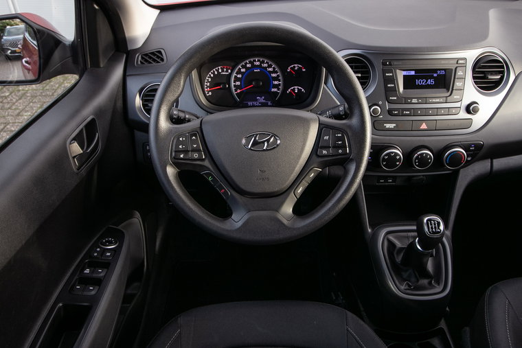 Vehicle Image 14