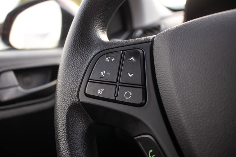 Vehicle Image 21