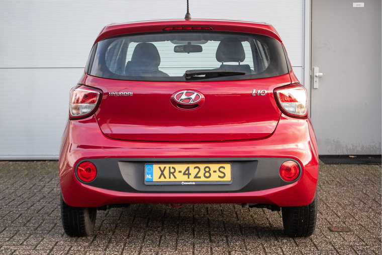 Vehicle Image 11