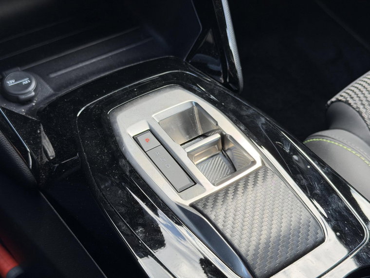 Vehicle Image 33