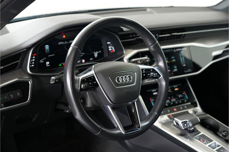 Vehicle Image 13