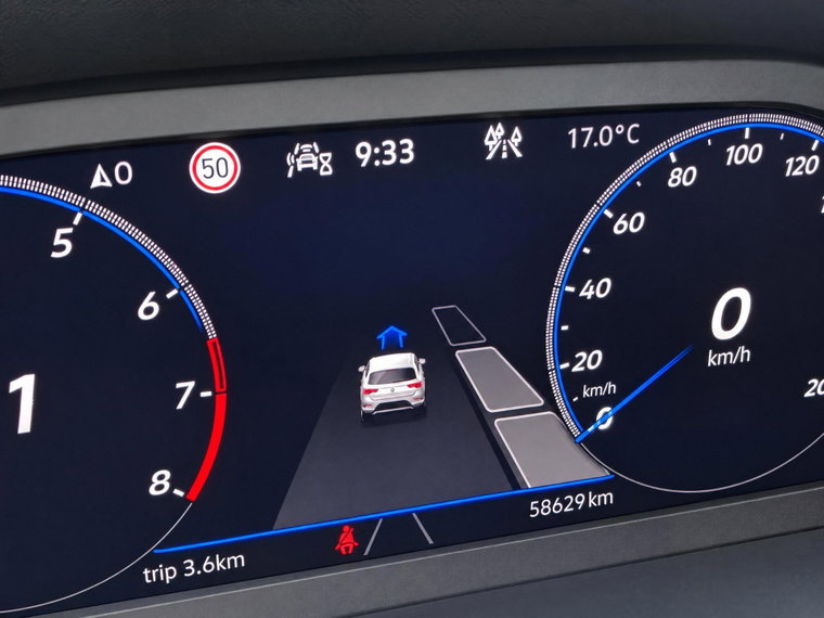 Vehicle Image 25