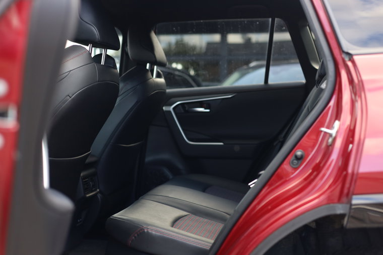 Vehicle Image 14