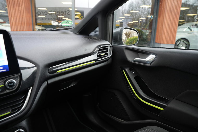 Vehicle Image 31