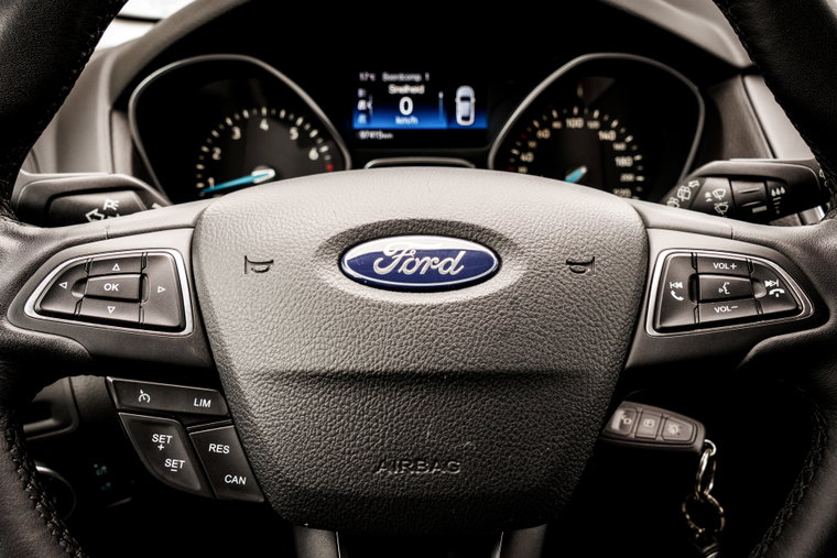 Vehicle Image 13