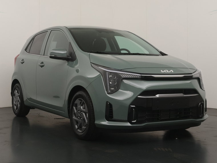 Vehicle Image 11