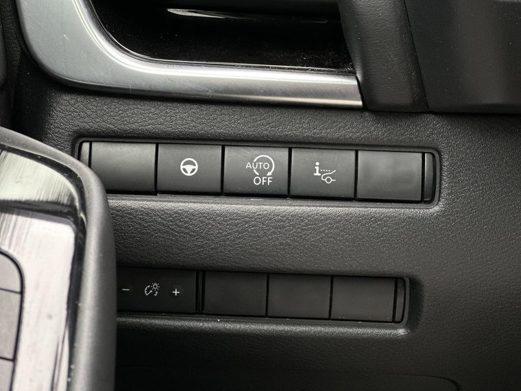 Vehicle Image 27