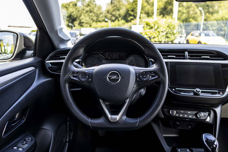 Vehicle Image 19