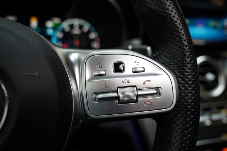 Vehicle Image 33