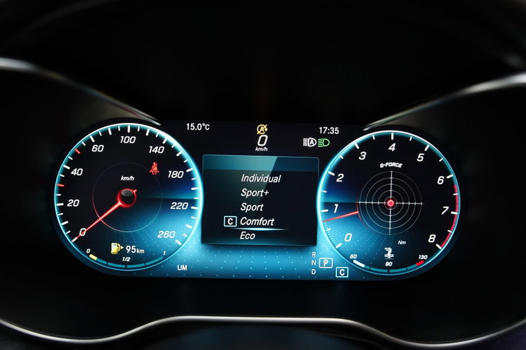 Vehicle Image 35