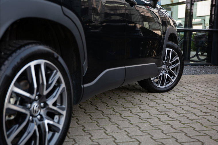 Vehicle Image 7