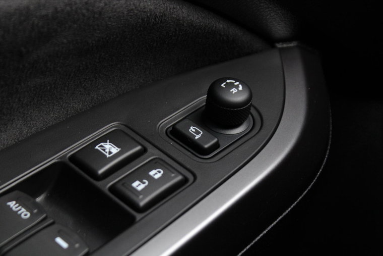 Vehicle Image 36