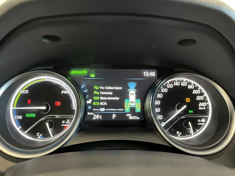 Vehicle Image 35